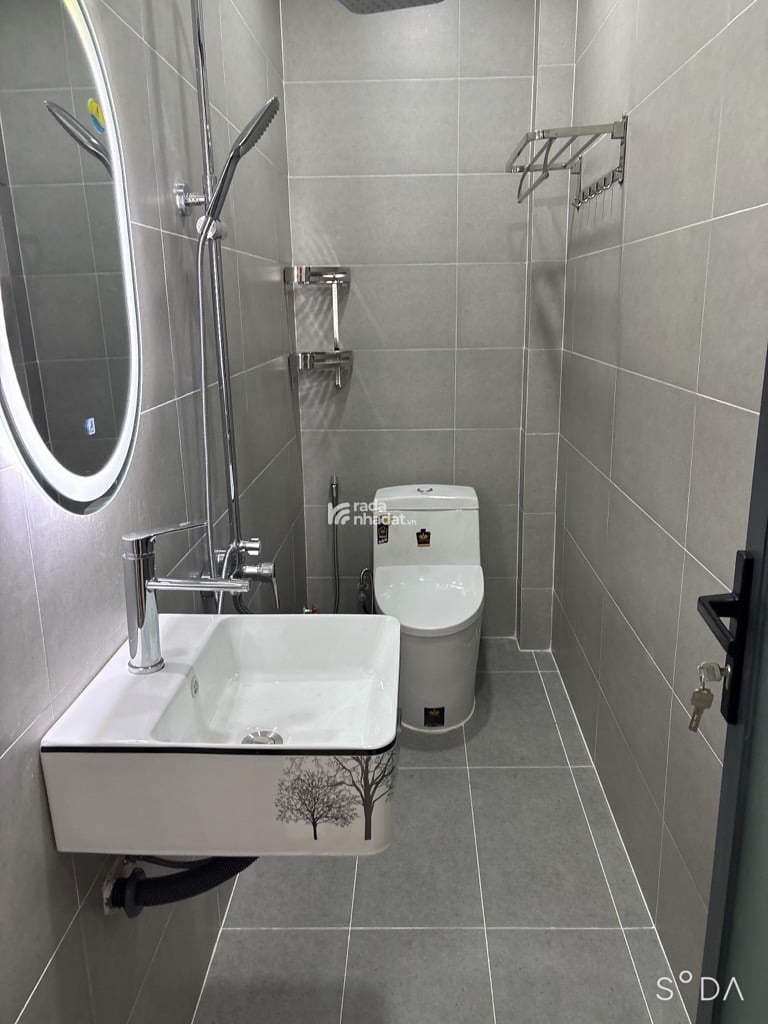 Bán nhà hxh thông - 68m2 - 3 tầng - CV Làng Hoa - Nguyễn Văn Khối Gò Vấp - 6 tỷ nhỏ