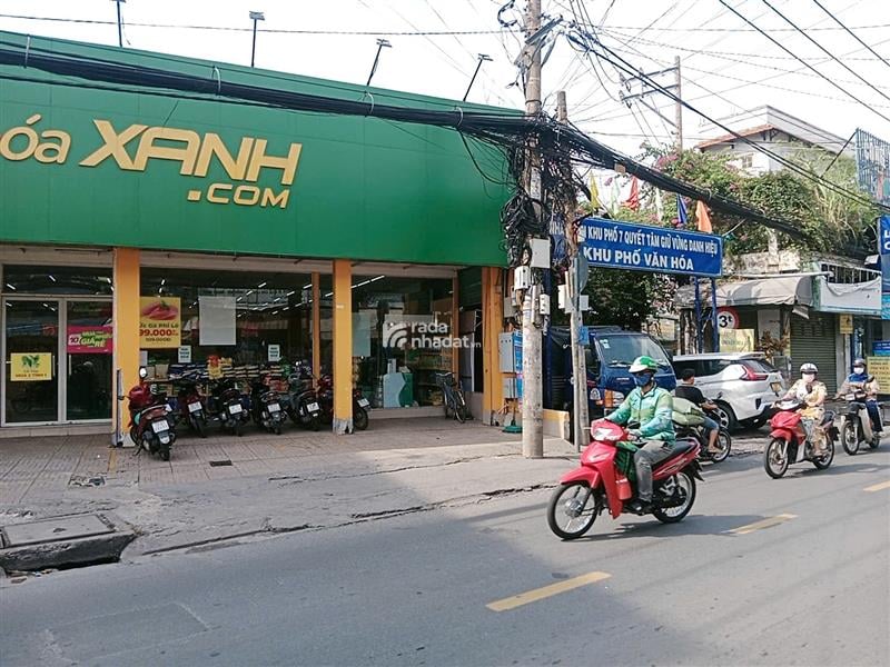 MẶT TIỀN TÂN XUÂN NHÀ NGANG GẦN 9M XE HƠI TRÁNH  178M2 THỔ ĐỦ  SÁT VÁCH QUẬN 12 