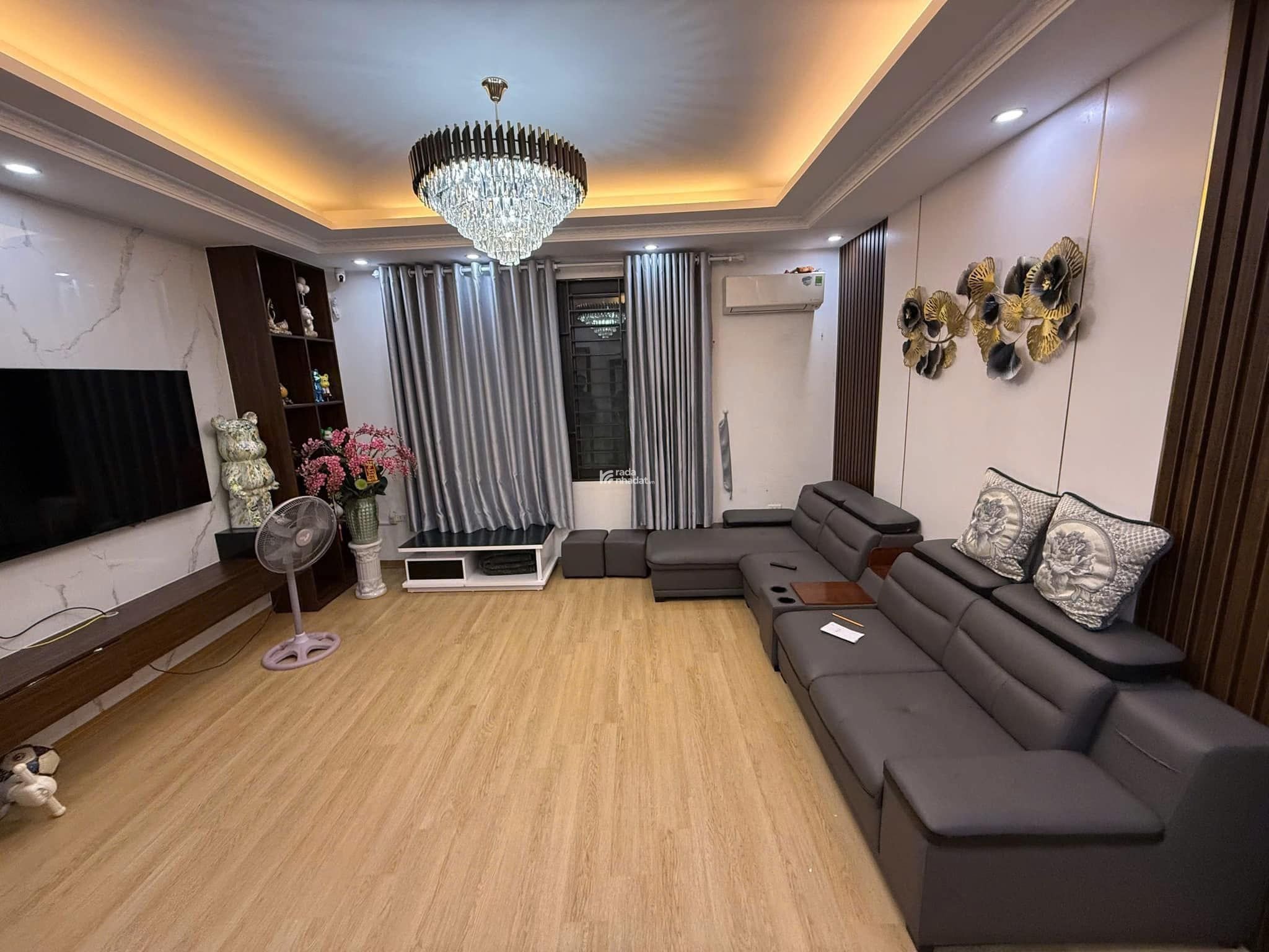 Cần tiền bán căn 108m2 3PN căn góc tòa C Paragon Cầu Giấy giá 7 tỷ