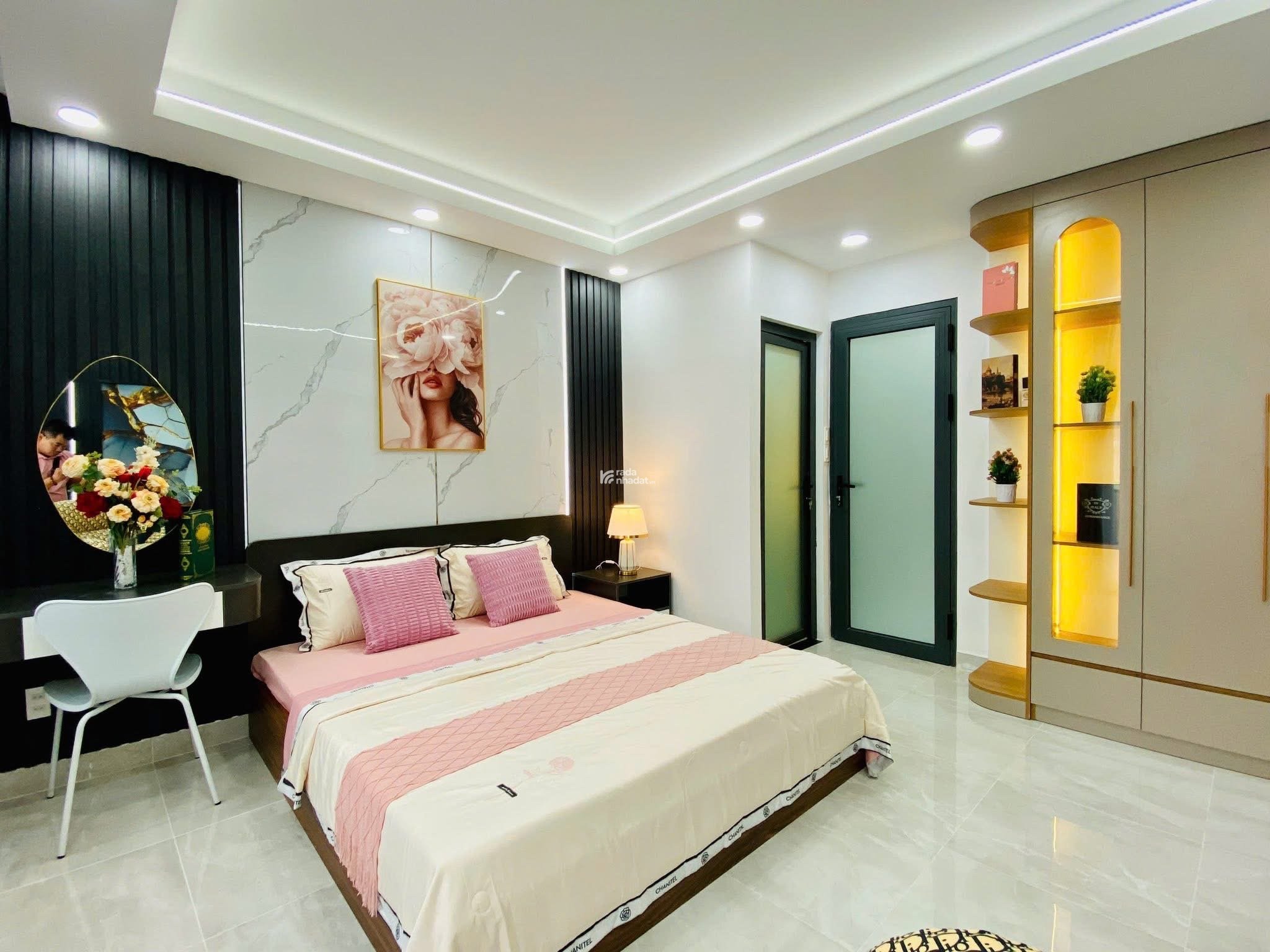 BÁN NHÀ 5 TẦNG CÓ THANG MÁY - Đ.THỐNG NHẤT P15 - NHÀ 2 MẶT HẺM XE HƠI - CHỈ 9.68 TỶ TL