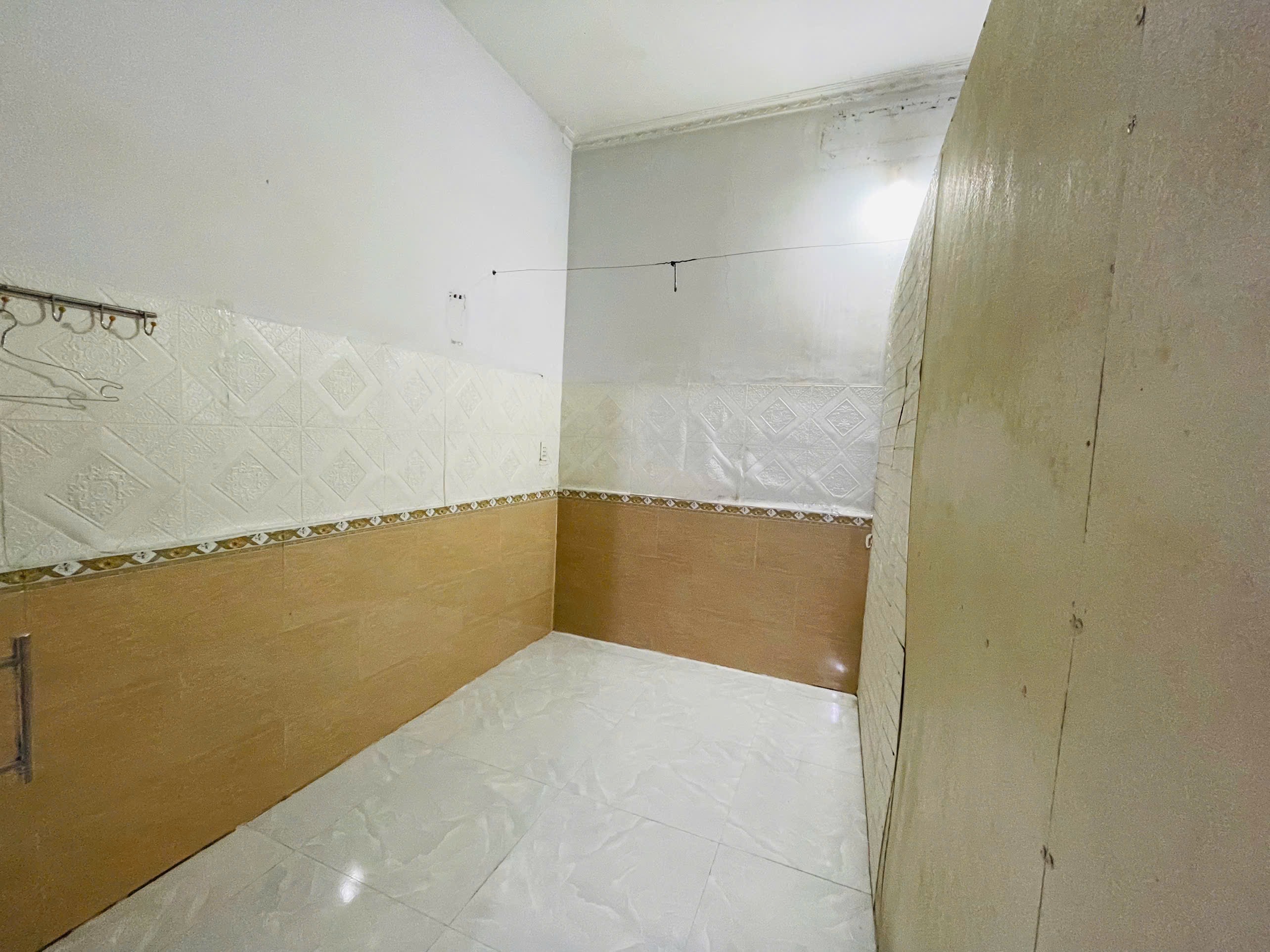 BÁN NHÀ TÂN CHÁNH HIỆP 36, HẺM XE HƠI, TÂN CHÁNH HIỆP - NHỈNH 4 TỶ  Dt: 81m2 ( 5.8m x 14m )