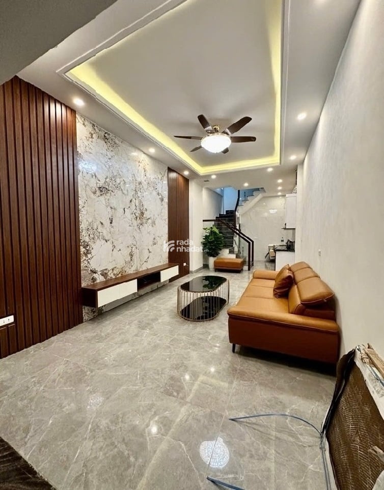 CHÍNH CHỦ GỬI - NHÀ XÂY MỚI - VUÔNG VẮN - GẦN PHỐ - NGÕ RỘNG - HƠN 32M2 - NHỈNH 7 TỶ