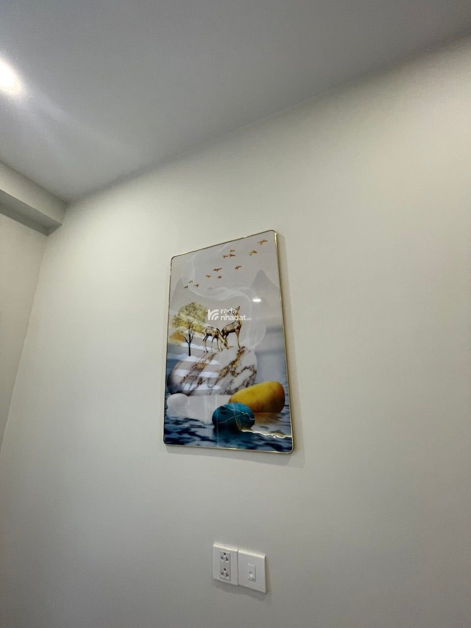 Cho thuê căn hộ 2 phòng ngủ full nội thất siêu vip chỉ 10 triệu CC Lê Phong, LH: Trần Hàn Vũ