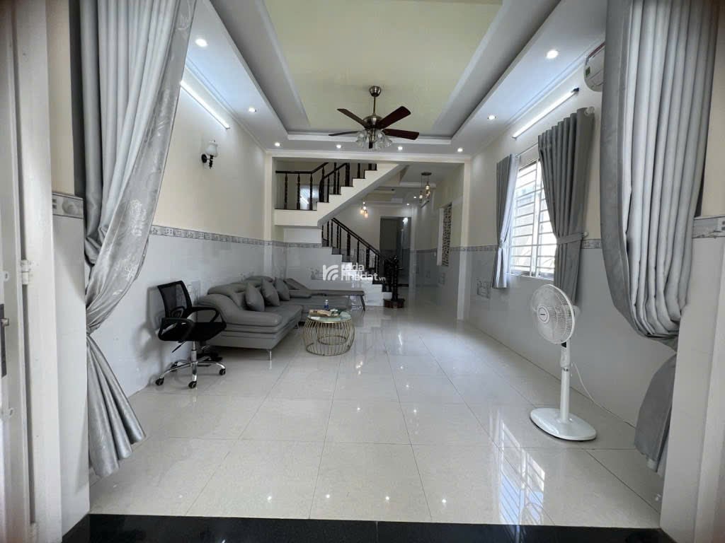 Bán Nhà Mới 100m2 Long Trường Q9 - Hẻm Ô Tô, Ở Ngay, Giá Chỉ 5.X Tỷ