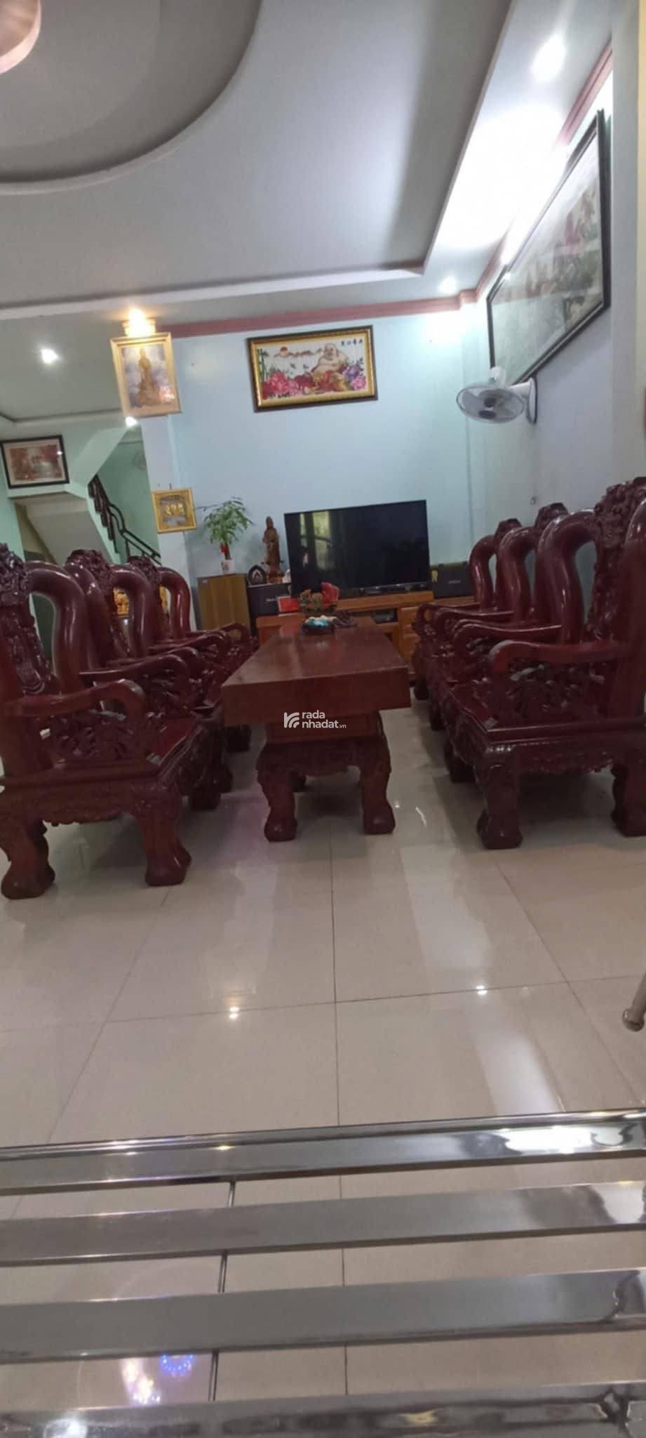 Cực phẩm nhà phố Phạm Ngũ Lão, sân đậu 8 ô tô