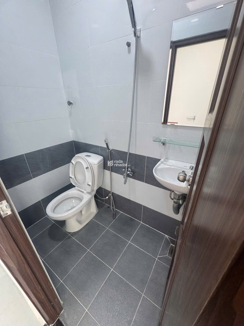 Nhà đẹp giá tốt DT 41,7m2 giá 2tỷ9 đường Vườn Lài P.Phú Thọ Hoà Quận Tân Phú