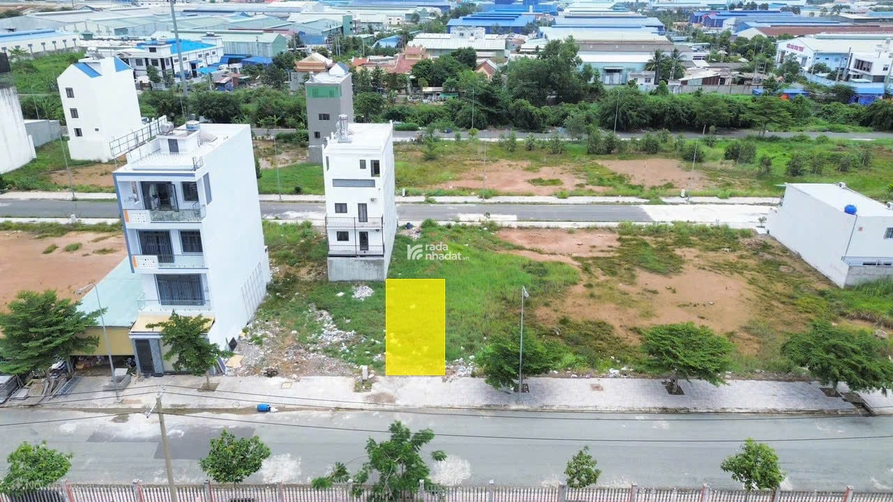 THOÁI VỐN CẦN ĐẨY GẤP CHO XONG LÔ VIEW HỒ 105M2 NHẮM MẮT BÁN KHÔNG MÀNG GIÁ CẢ