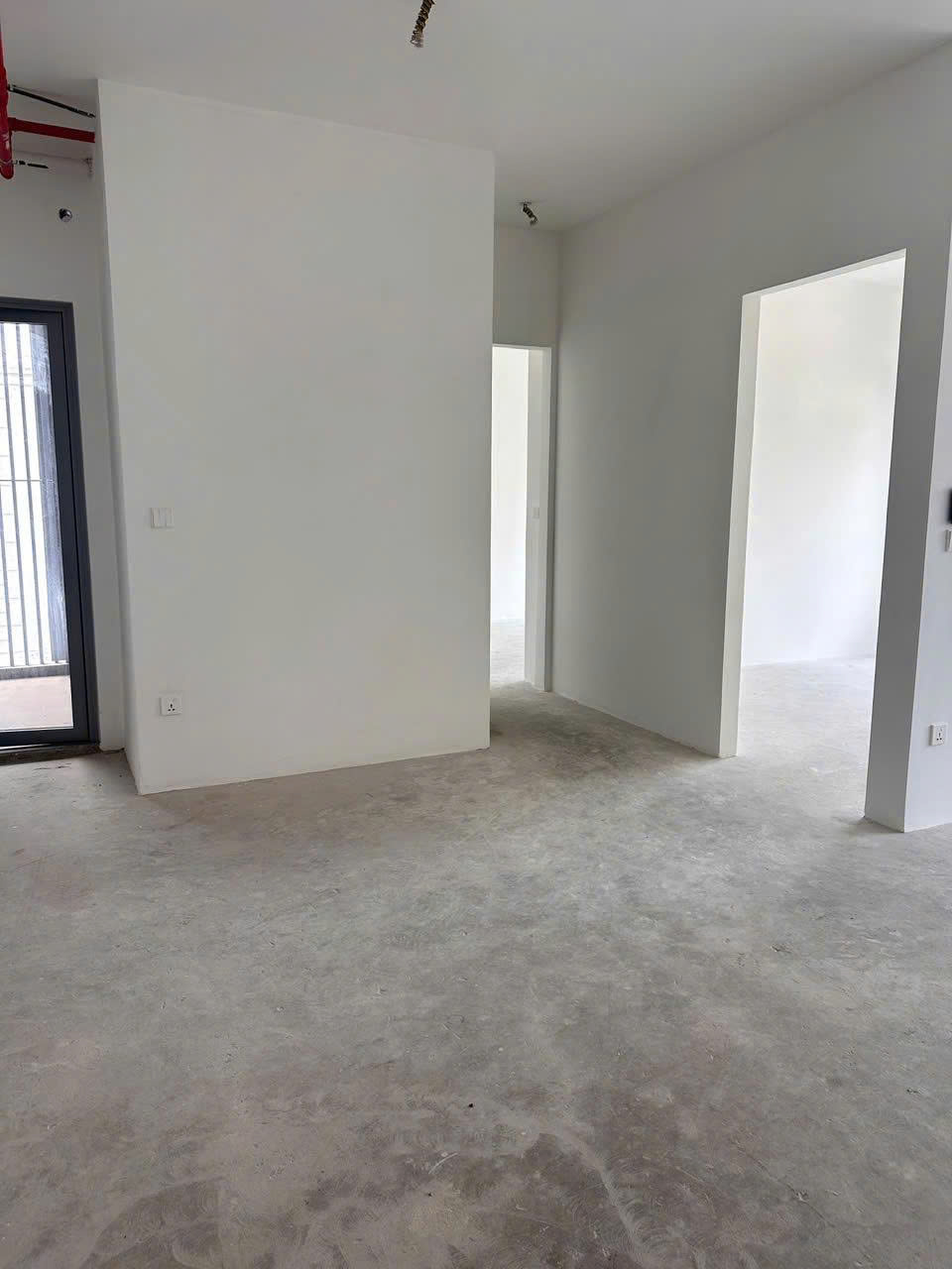 bán căn 2PN2WC - 5,9 tỷ - bàn giao thô - căn góc - 85m2 - Celesta Rise