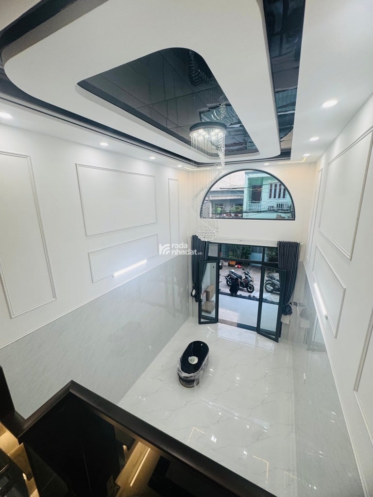 NGAY CHỢ PHÚ LÂM - NHÀ MỚI 5 TẦNG THANG MÁY - 85M2 - HXT PHÂN LÔ