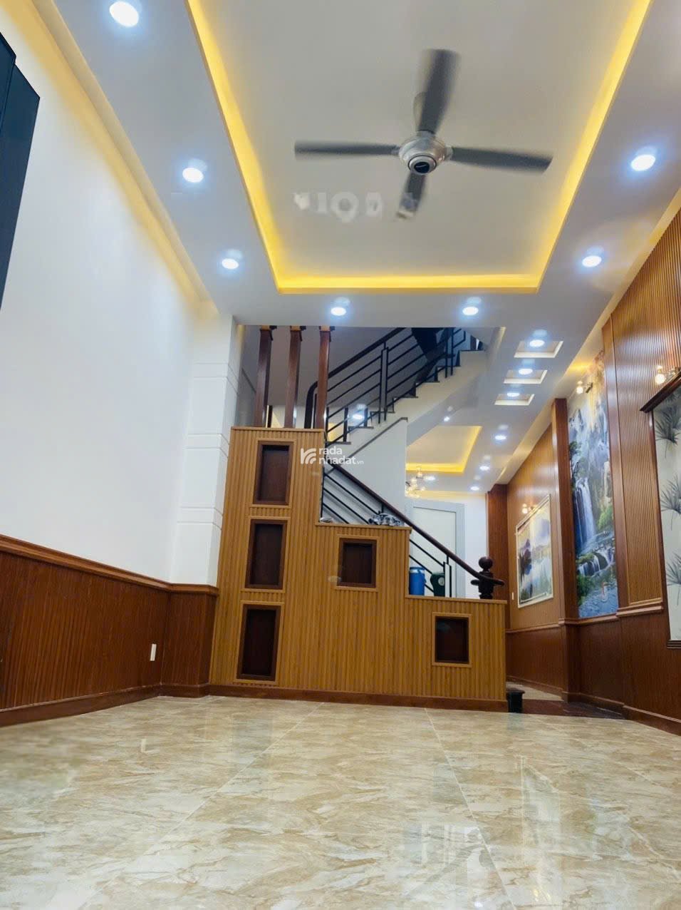 BÁN NHÀ 3T HẺM ÔTÔ ĐƯỜNG ĐÌNH PHONG PHÚ TĂNG NHƠN PHÚ B CHO THUÊ 12TR/T  7.2 TỶ