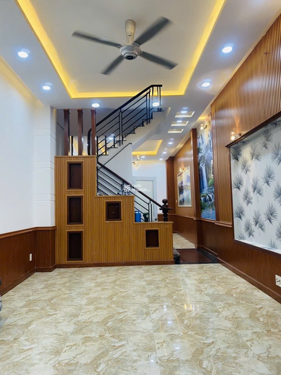 BÁN NHÀ 3T HẺM ÔTÔ ĐƯỜNG ĐÌNH PHONG PHÚ TĂNG NHƠN PHÚ B CHO THUÊ 12TR/T  7.2 TỶ