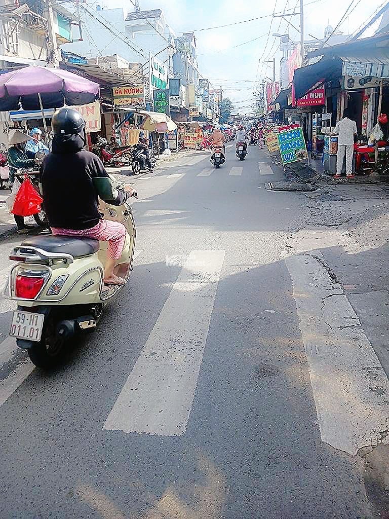 Bán nhà gần tân kỳ tân quý  mã lò bình hưng hoà