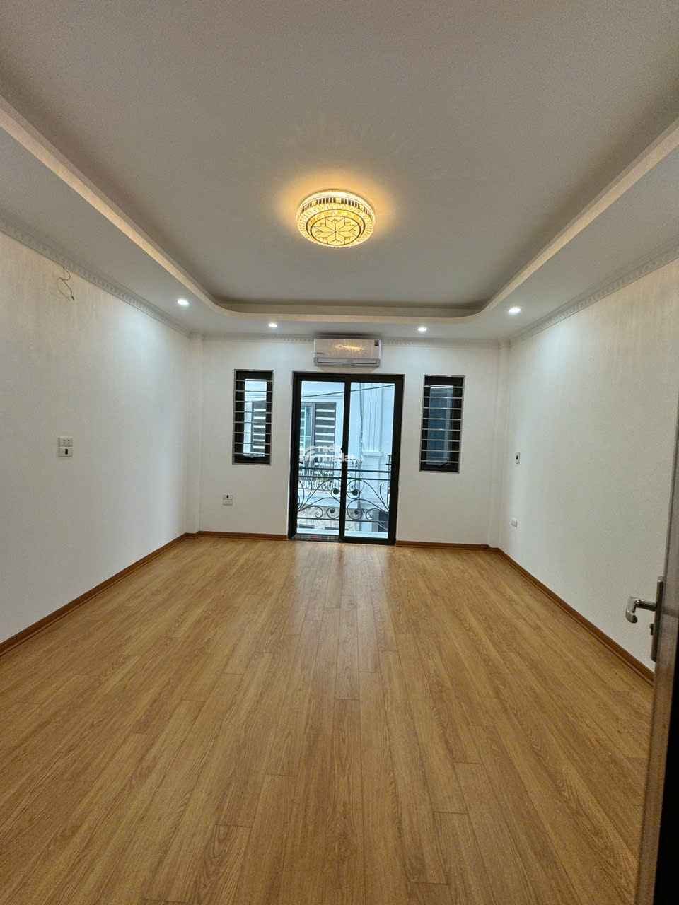 BÁN GẤP CĂN HỘ CHUNG CƯ CT2 YÊN NGHĨA HÀ ĐÔNG, 4 NGỦ FULL NỘI THẤT, DT: 112M2, GIÁ CHÀO BÁN 4,35 TỶ