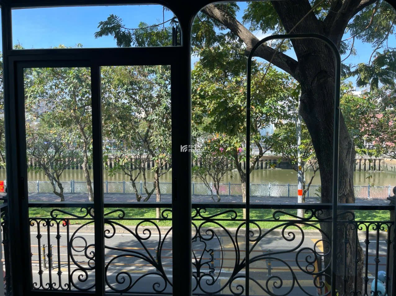 Bán mặt tiền kinh doanh đường Hoàng Sa, quận 1 - 7.5 tỷ 