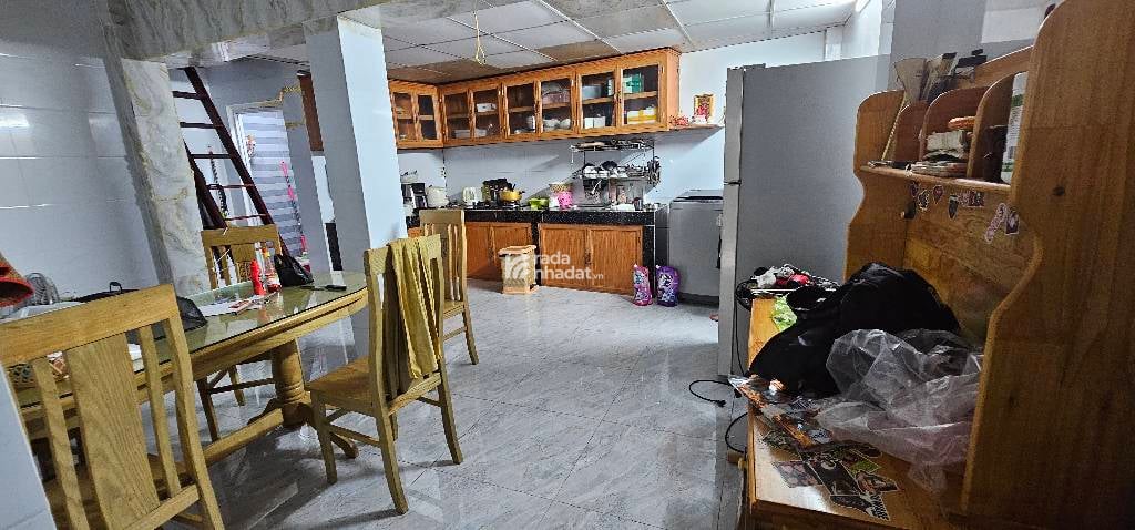 BÁN NHÀ KẾ CHỢ HỒ HỌC LÃM 100M2 NGANG 6M 5.X TỶ GẦN VÕ VĂN KIỆT BÌNH TÂN 