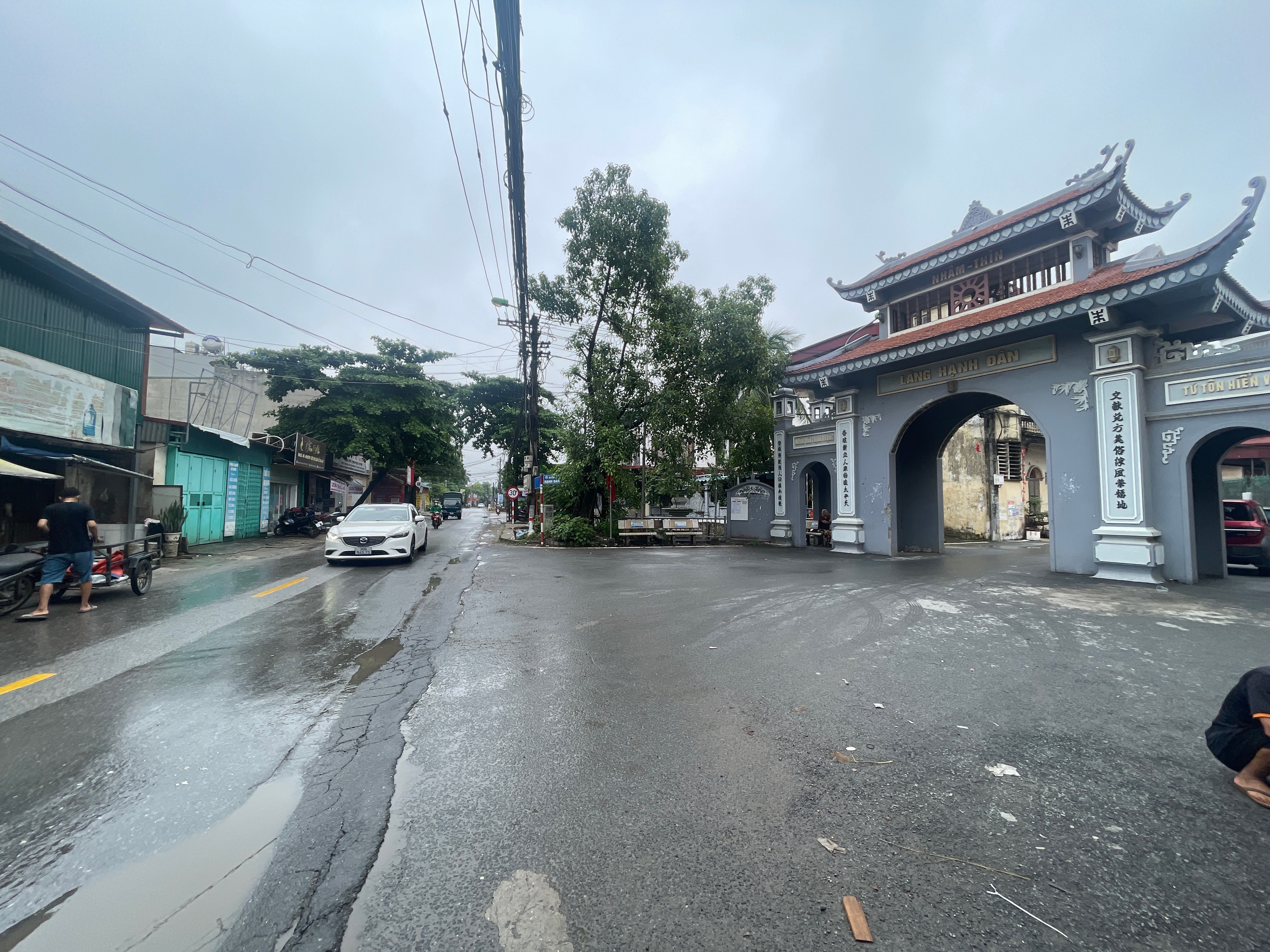 Bán đất Ngã tư Trôi. Phân lô-Ôtô. Đường rộng, thông Vin Đan Phượng. 81m. 6.6 tỷ