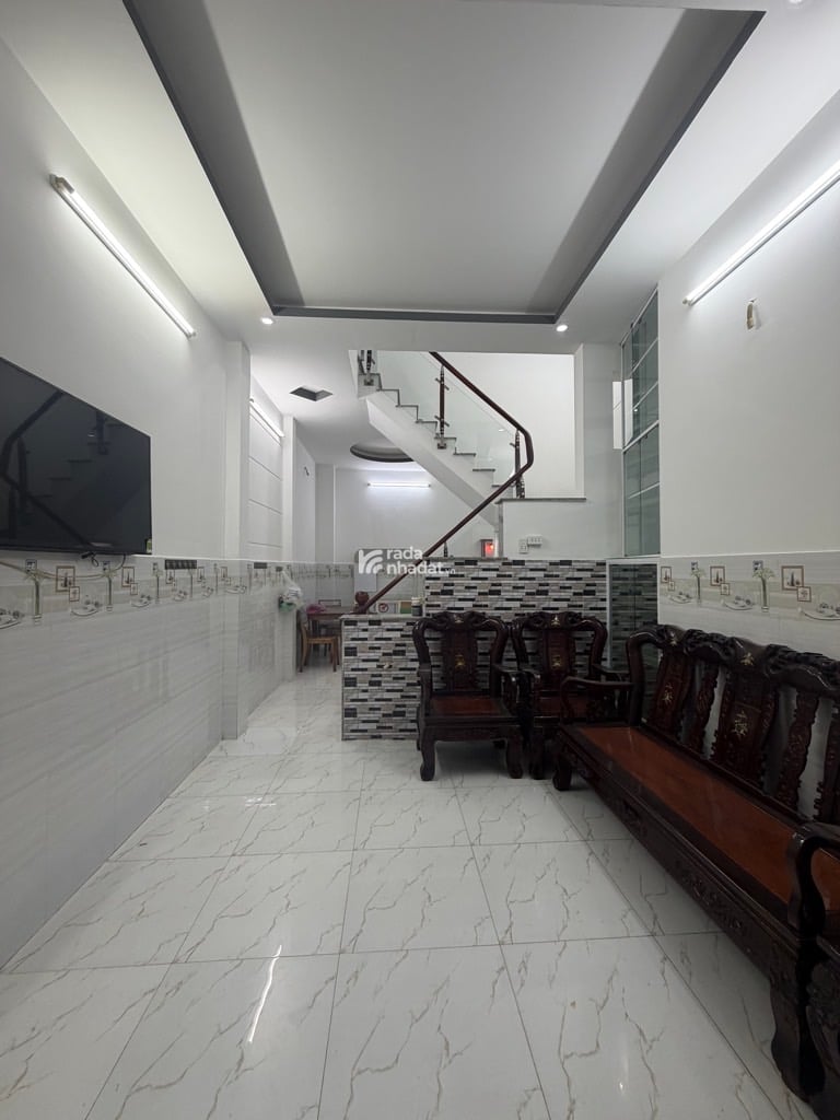 NHỈNH 4 TỶ - TRUNG TÂM QUẬN 6 VĂN THÂN - NHÀ 2 TẦNG  MỚI ĐẸP Ở NGAY - 20M RA HẺM XE HƠI