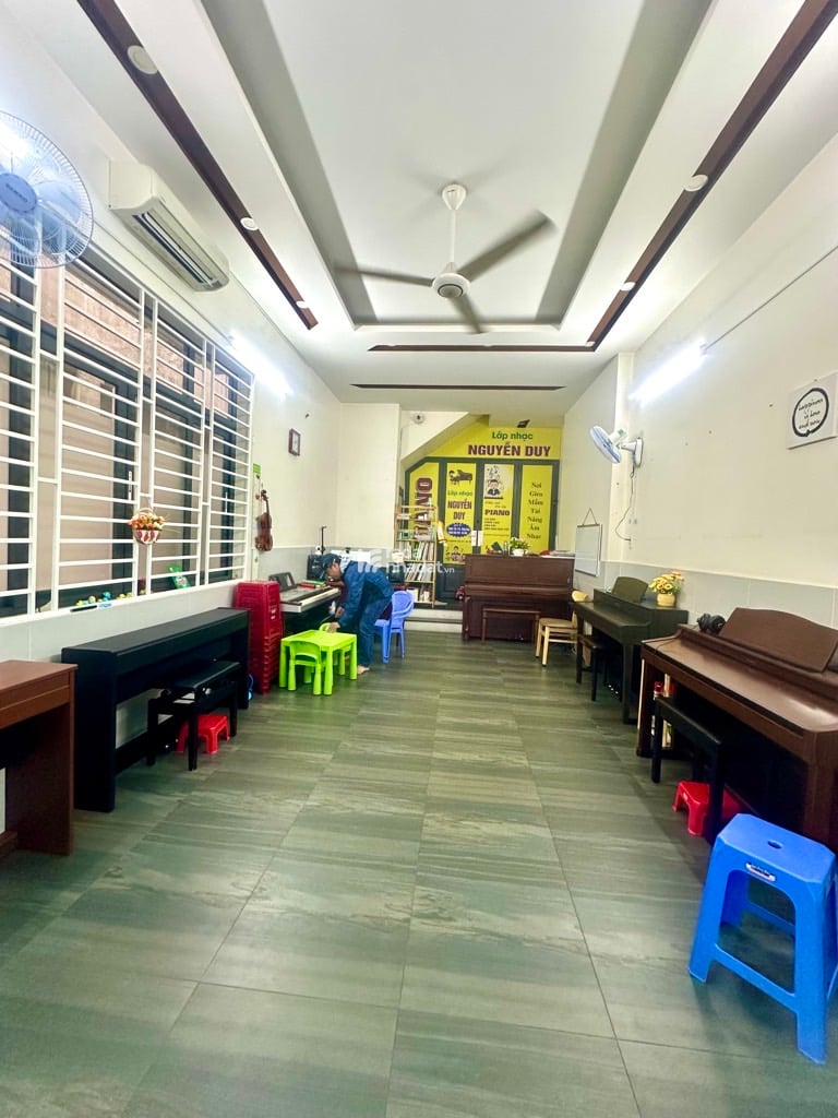 MẶT TIỀN KNH DOANH 5 TẦNG MỚI ĐẸP LUNG LINH - CHỦ XÂY TÂM HUYẾT ĐẸP - NGAY CHỢ TÂN BÌNH