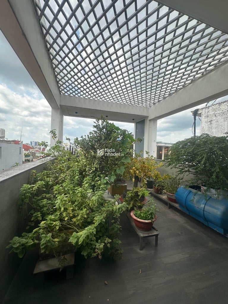 MẶT TIỀN KNH DOANH 5 TẦNG MỚI ĐẸP LUNG LINH - CHỦ XÂY TÂM HUYẾT ĐẸP - NGAY CHỢ TÂN BÌNH