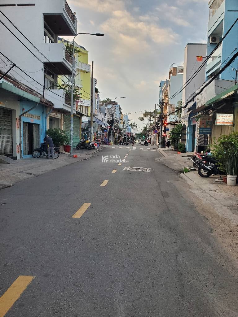 BÁN NHÀ MẶT TIỀN MAI XUÂN THƯỞNG 74M2 14.4 TỶ 5 TẦNG BTCT QUẬN 6