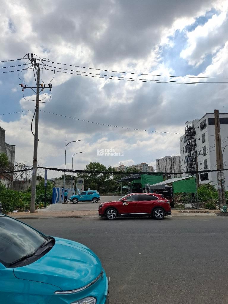 Mặt tiền 20m ngay Kinh Dương Vương 483m2 15x32, có 50tr/th tiện xây mới, giá 34 tỷ TL, gấp