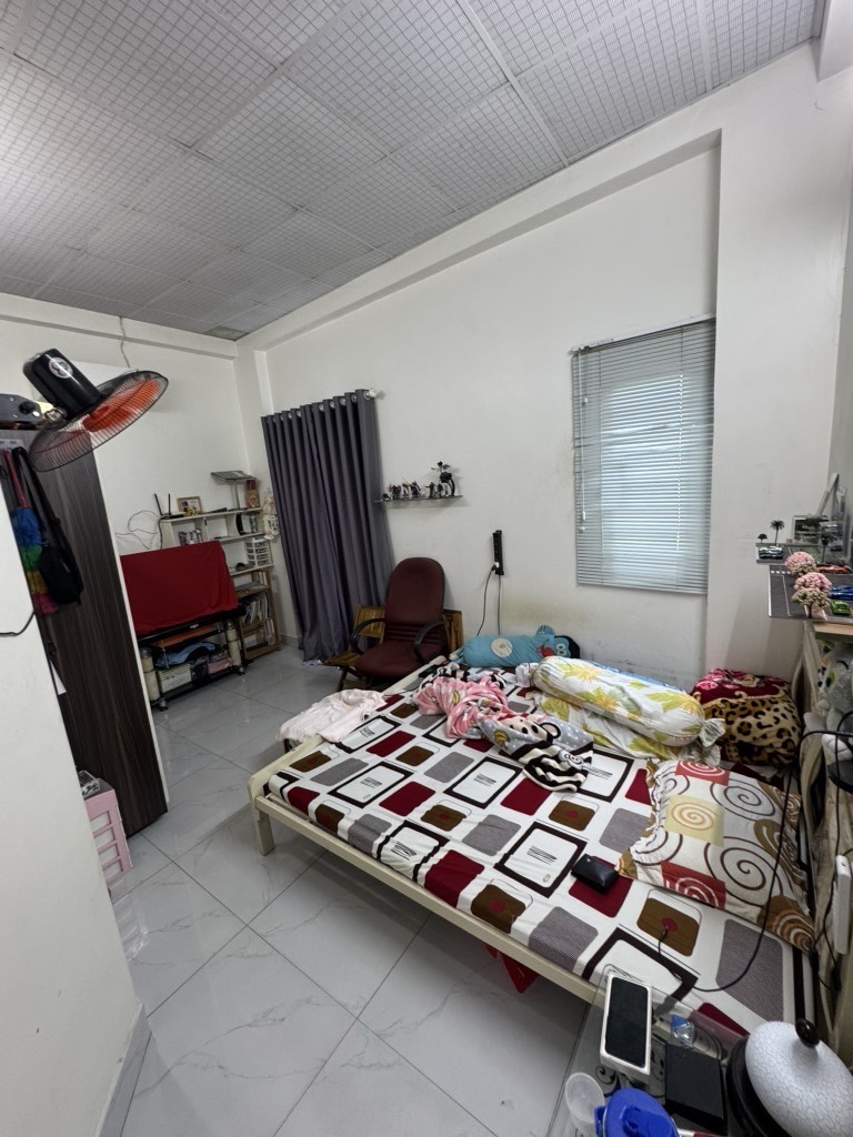 Nhà đẹp 3 tầng 75m2(5x15)-Lê Tấn Bê-giá 5.6 tỷ