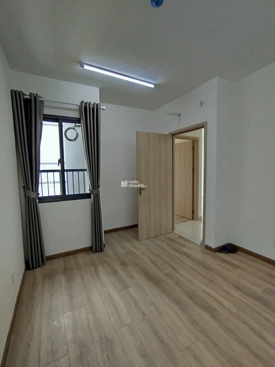 Cho thuê căn 2PN 2WC giá rẻ 7tr/ tháng. Bao phí quản lý. Đầy đủ nội thất đẹp Eco Xuân ngay Lotte