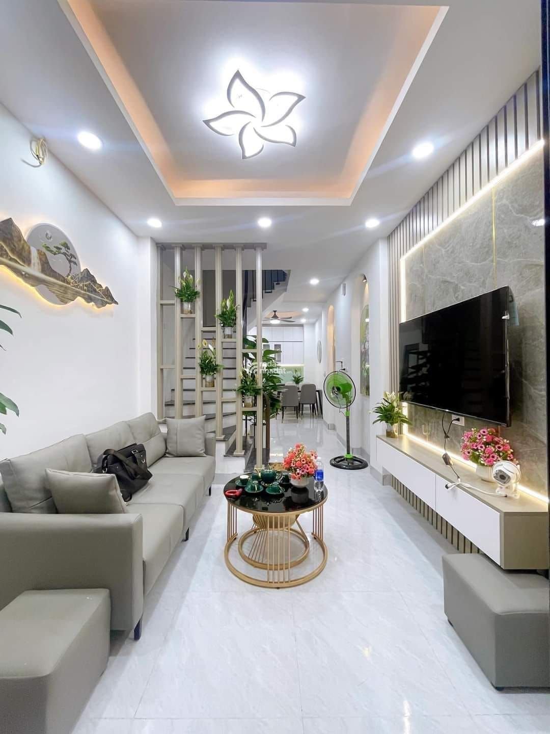 Chính chủ cần bán căn hộ 2 ngủ Thăng Long Yên Hòa - giá chỉ 3,588 tỷ, đầy đủ nội thất
