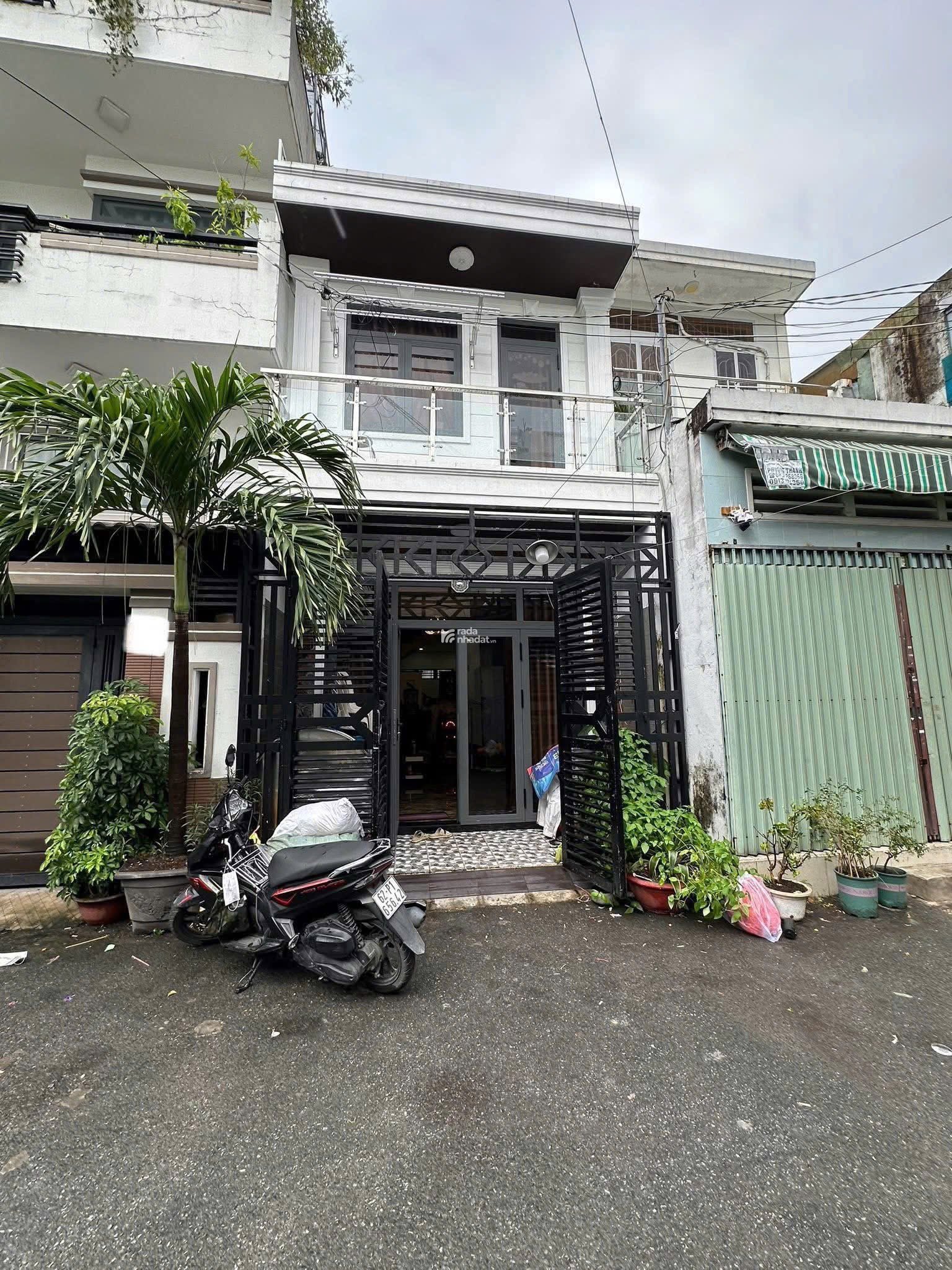 Bán gấp nhà diện tích 50,2m2 nằm Nguyễn Cửu Vân P.17 Bình Thạnh giá 3tỷ150tr