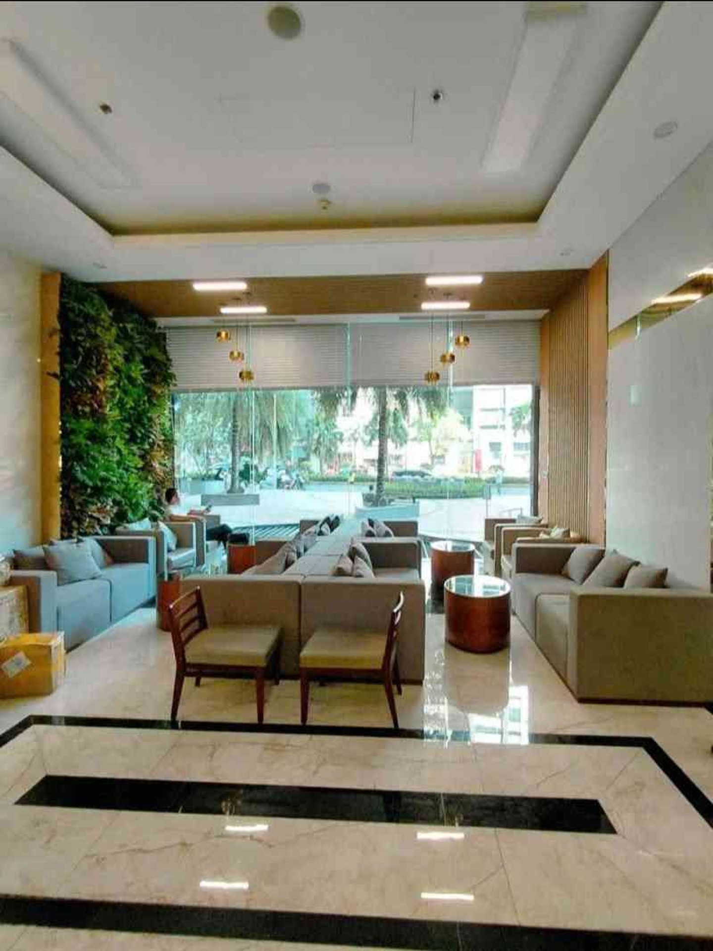 NGAY TẦNG 42 LANDMARK 81, ĐIỆN BIÊN PHỦ, BÌNH THẠNH, 106M2 TIỆN XÂY. GIẢM 350TR CHỈ CÒN 12.5T 