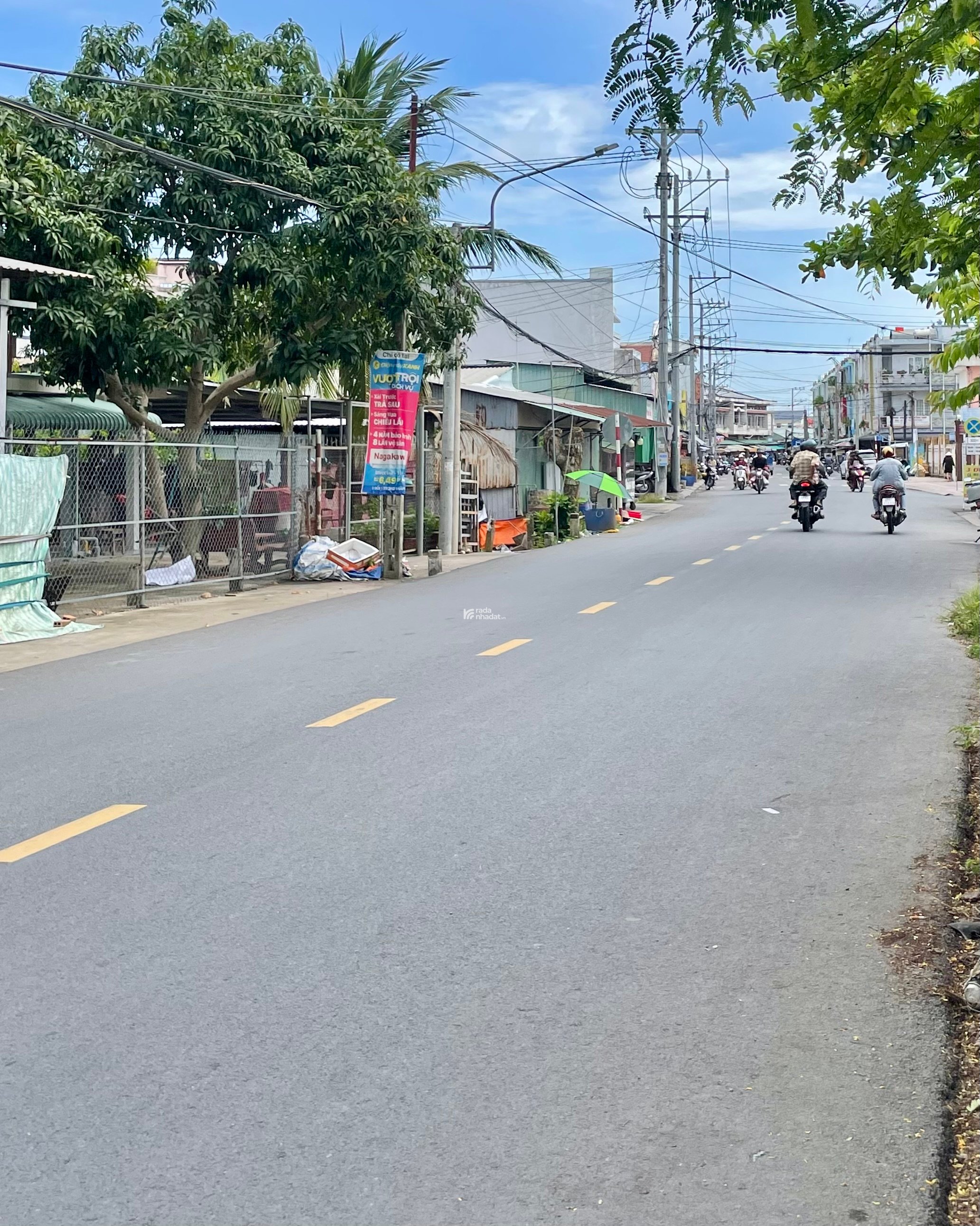 Bán 1000m2 đất sát chợ Cái Tàu Hạ