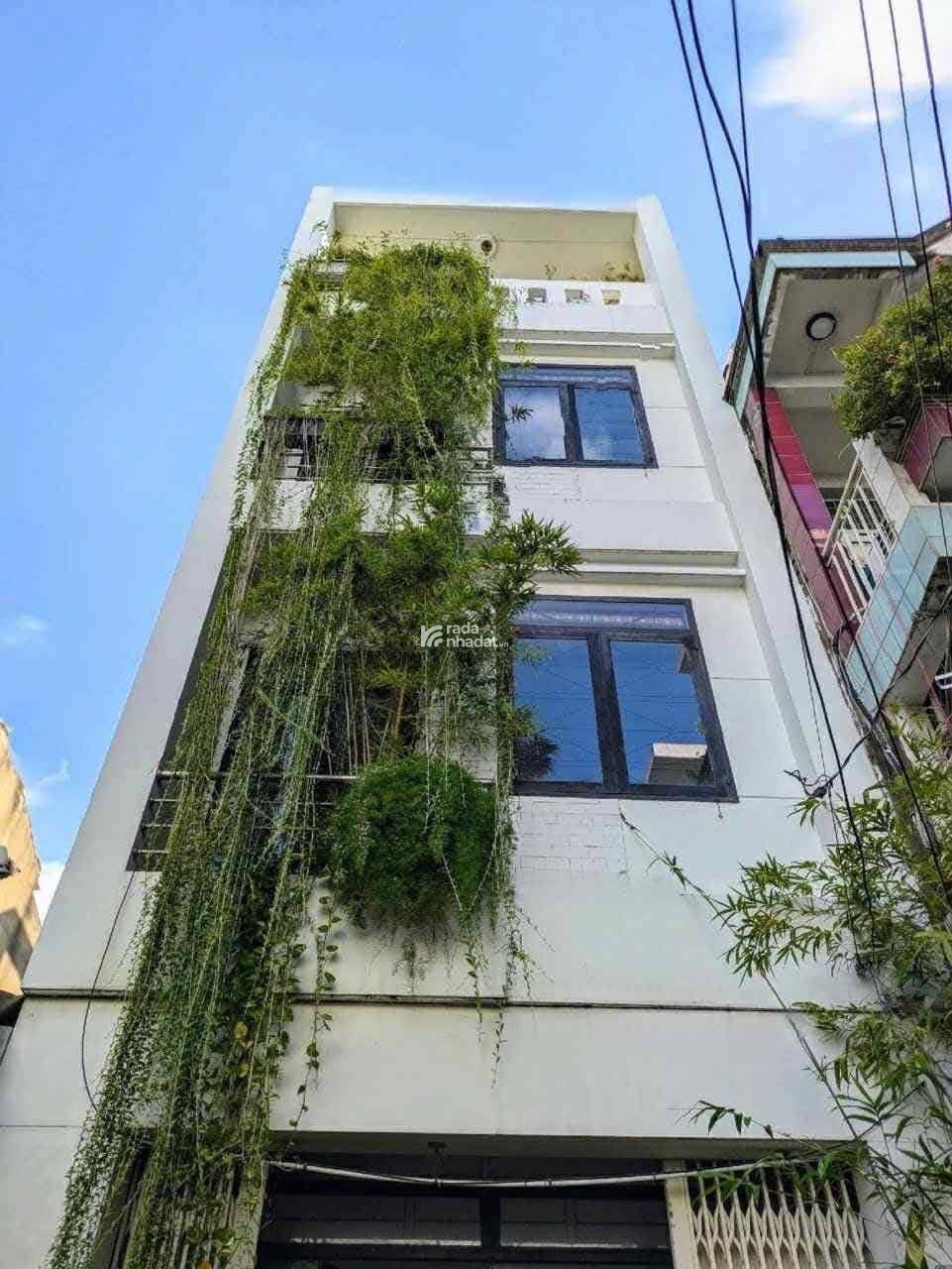 Bán nhà HXH đường Thành Thái Q10 dt(4x13m) giá 
