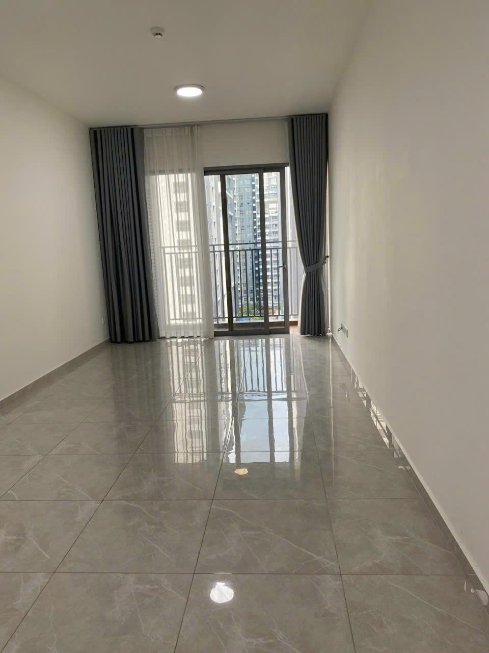 chính chủ cho thuê - 2PN2WC - 12,3 Triệu/tháng - HTCB - Celesta Rise