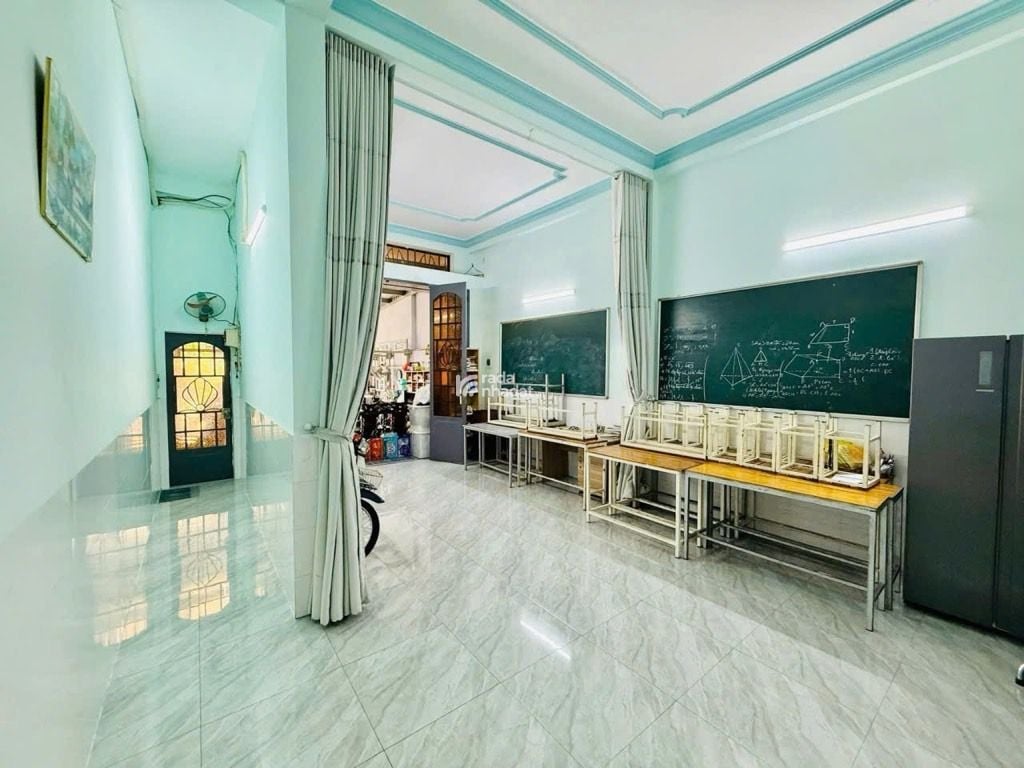 BÁN NHÀ LÝ THÁNH TÔNG 100M2 9.X TỶ 5X20M GẦN TÔ HIỆU XE HƠI ĐỖ CỬA HIỆP TÂN TÂN PHÚ 