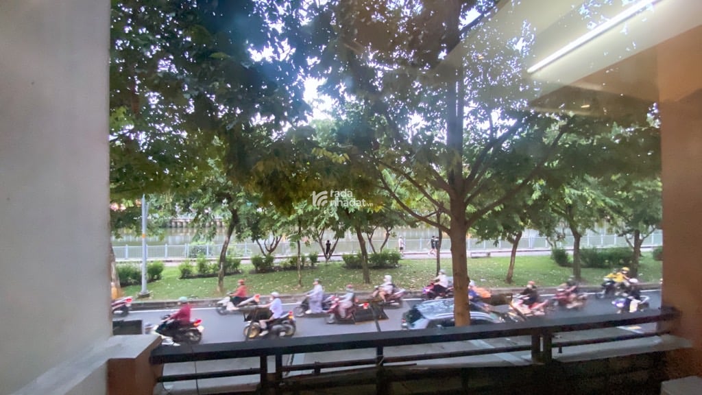 NGAY SÂN BAY, MTKD TRƯỜNG SA, BÌNH THẠNH, 43M2 CÓ KC Ở NGAY. GIẢM 350TR CHỈ CÒN 15T TL 