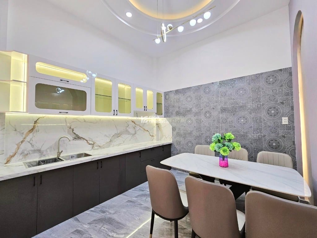 4 TẦNG  - FULL NỘI THẤT - HẺM XE HƠI - ĐƯỜNG SỐ 3 -P.8- GÒ VẤP-DT: 40M2- CHỈ 6.25 TỶ