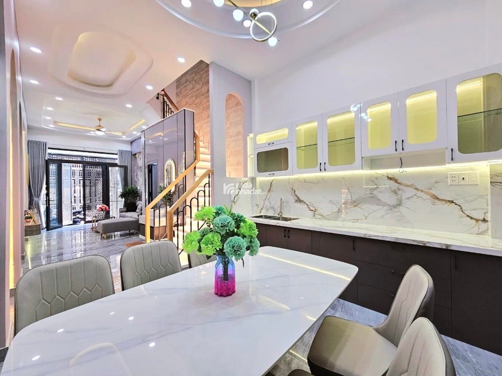 4 TẦNG  - FULL NỘI THẤT - HẺM XE HƠI - ĐƯỜNG SỐ 3 -P.8- GÒ VẤP-DT: 40M2- CHỈ 6.25 TỶ