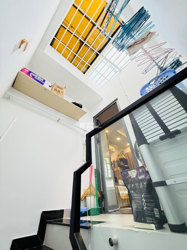 Bán gấp nhà phố 4 tầng mới, Vòng xoay Lý Thái Tổ Q3, DTSD 81m2, Giá 6,5 tỷ TL