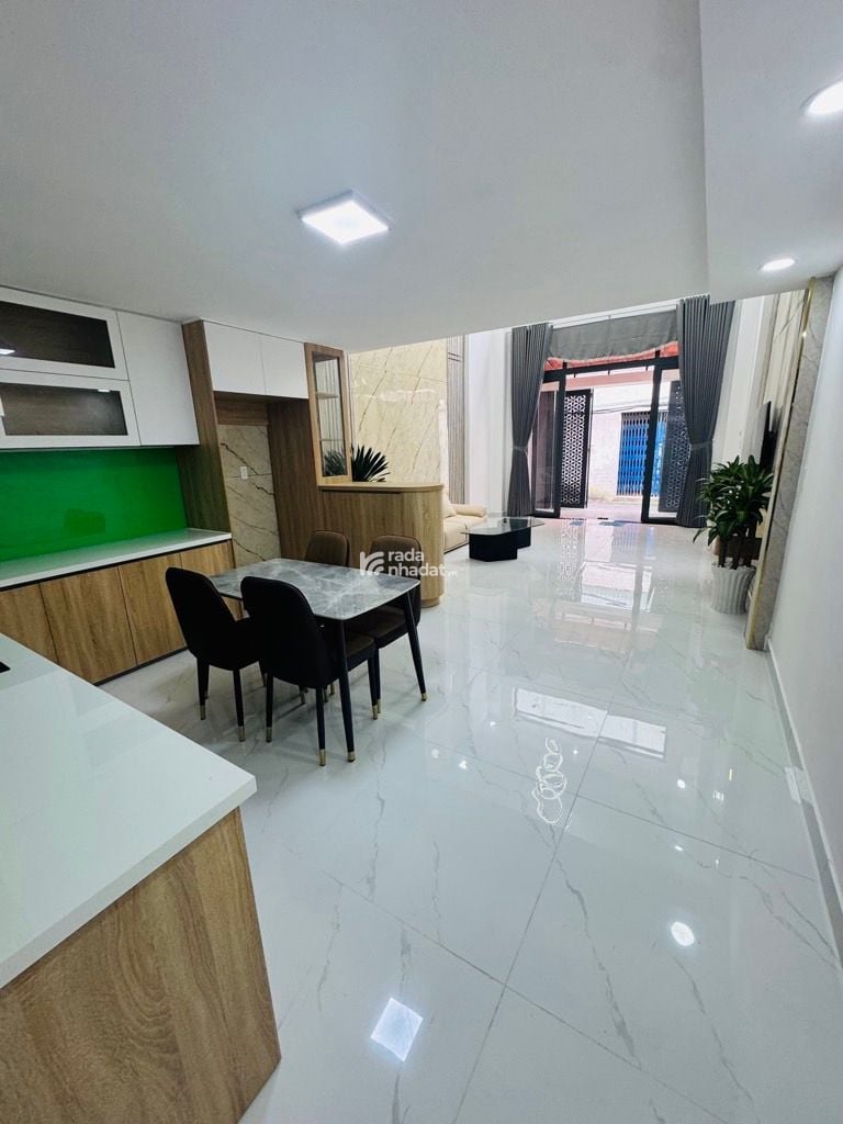 SÁT MẶT TIỀN TÊN LỬA, NHÀ 4 TẦNG, 86M2, 4.5x19M, 8.8 TỶ