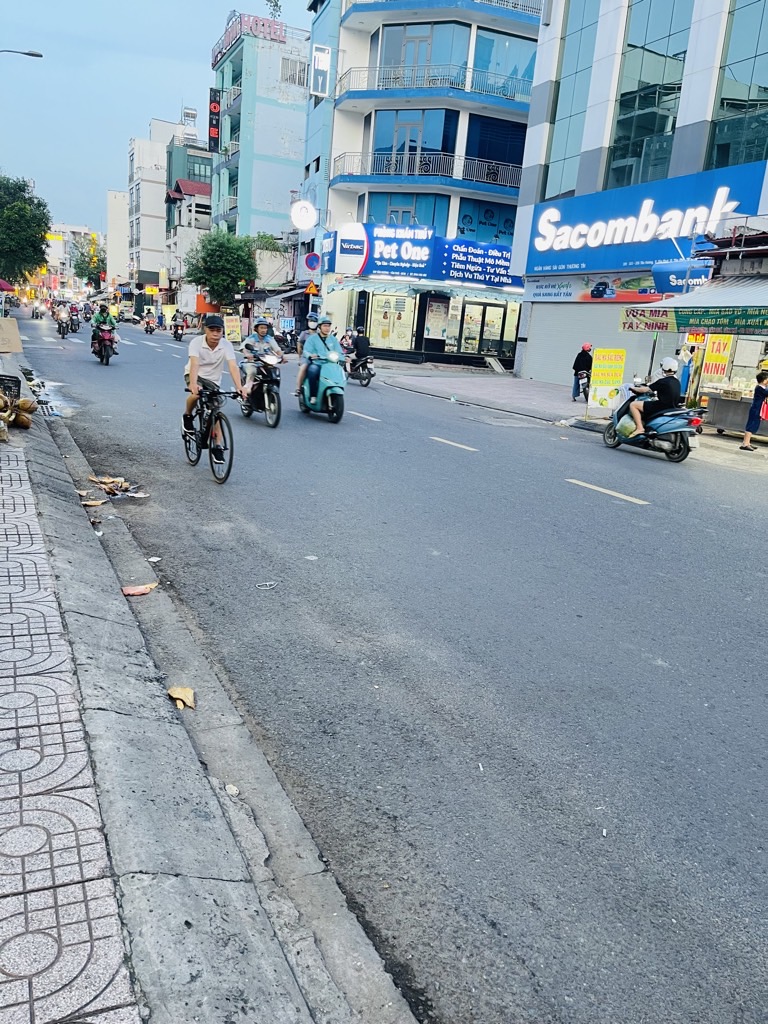 MTKD Tân Hương, gần chợ Tân Hương, 210m2, ngang 12m, DT 55tr/tháng, Chỉ 48.5 tỷ