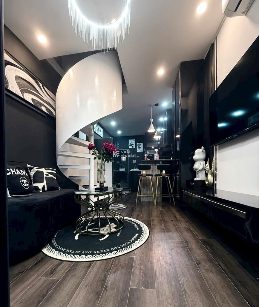 SÁT Q1. HẺM XE HƠI XÔ VIẾT NGHỆ TĨNH, BÌNH THẠNH, 2 TẦNG Ở NGAY. GIẢM 350TR CHỈ 3.8T 