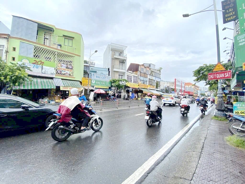 Bán nhà mặt tiền kinh doanh đường Dương Bá Trạc Phường 1 Quận 8