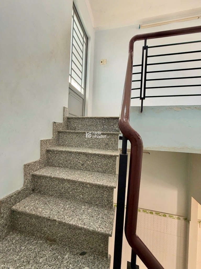 NHÀ ĐẸP 4 TẦNG -ĐƯỜNG 47-KDC BÌNH PHÚ-GIÁ 5.7 TỶ