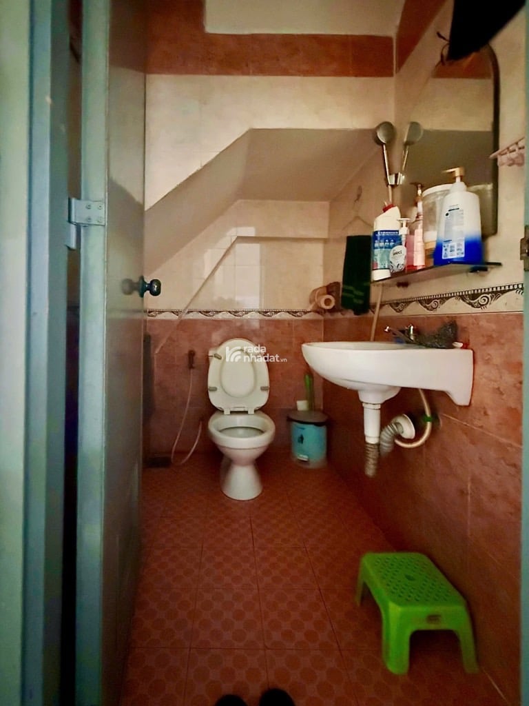 NHÀ ĐẸP 4 TẦNG -ĐƯỜNG 47-KDC BÌNH PHÚ-GIÁ 5.7 TỶ