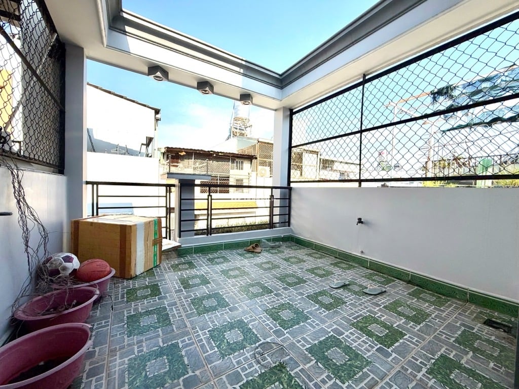 NHÀ ĐẸP 4 TẦNG -ĐƯỜNG 47-KDC BÌNH PHÚ-GIÁ 5.7 TỶ