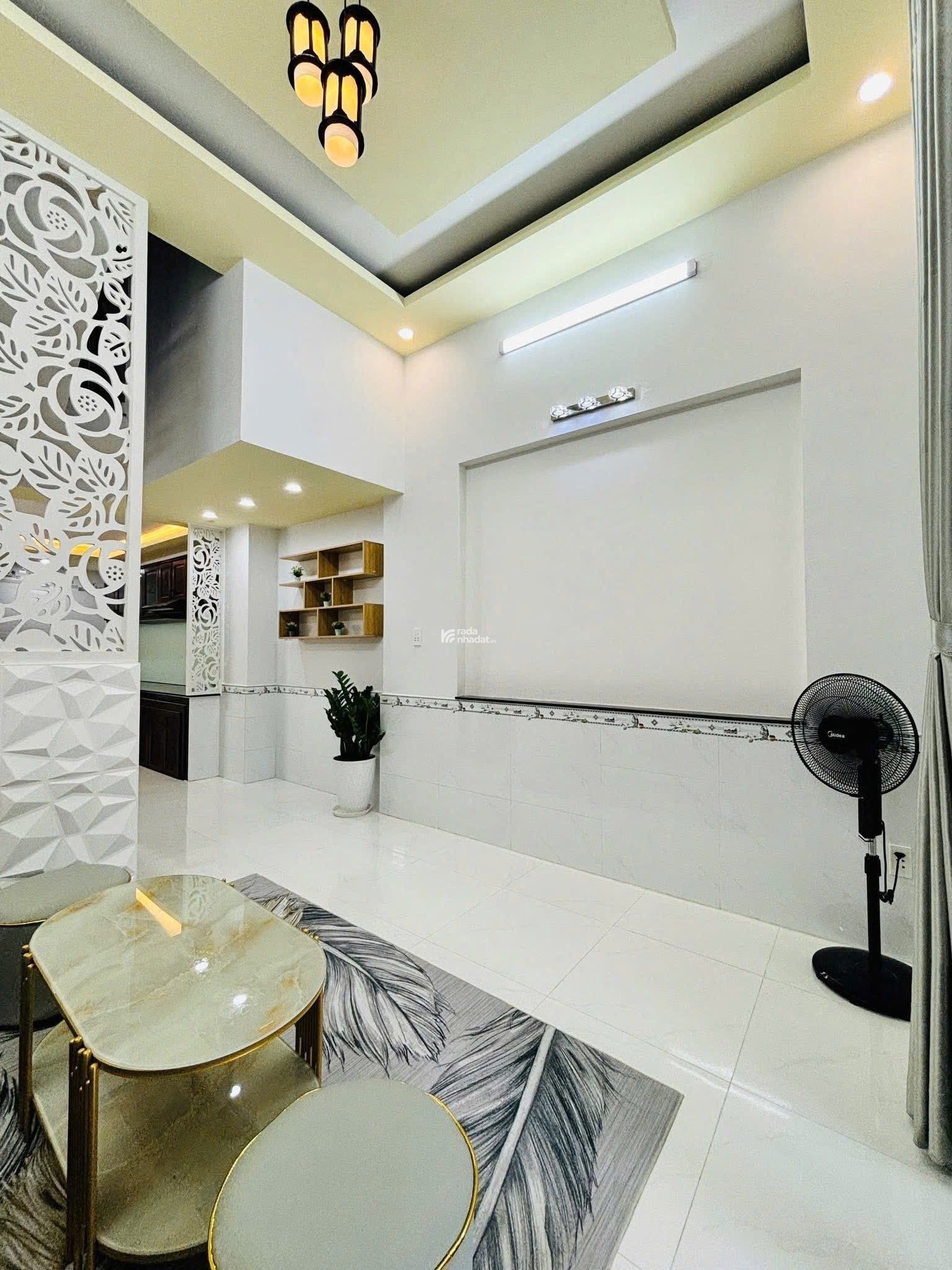 Cực sốc! Bán nhà Nơ Trang Long, P13, Bình Thạnh DT 67m2 giá chỉ 3tỷ050tr. SHR