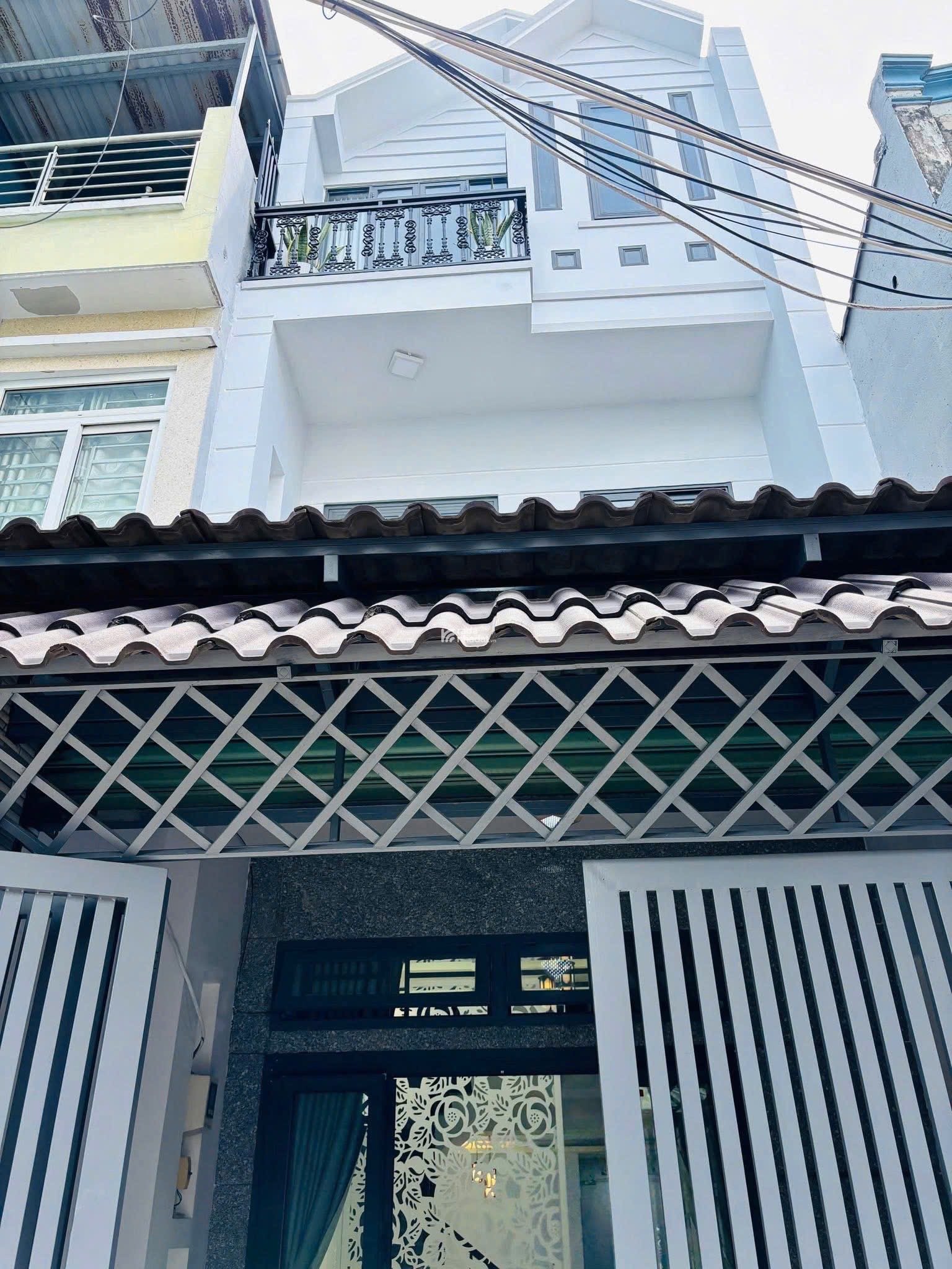 Cực sốc! Bán nhà Nơ Trang Long, P13, Bình Thạnh DT 67m2 giá chỉ 3tỷ050tr. SHR