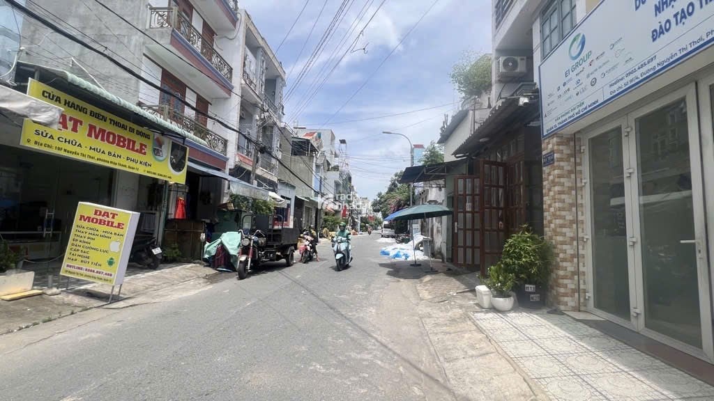 BÁN NHÀ MẶT TIỀN ĐƯỜNG NGAY CHỢ  - NGUYỄN THỊ THƠI Q12  - 105M2- - GIÁ 8 TỶ NHỈNH  