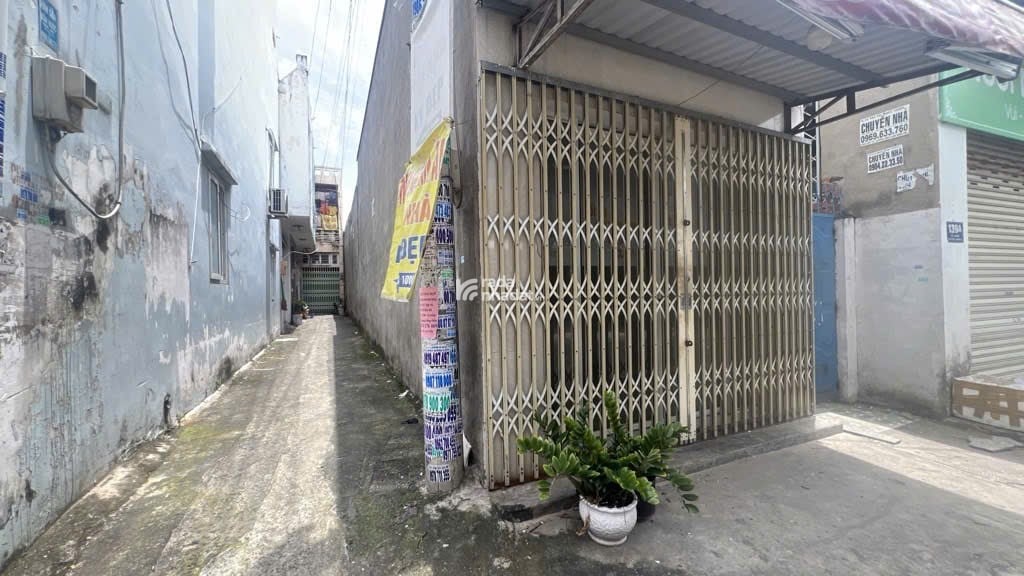 BÁN NHÀ MẶT TIỀN ĐƯỜNG NGAY CHỢ  - NGUYỄN THỊ THƠI Q12  - 105M2- - GIÁ 8 TỶ NHỈNH  