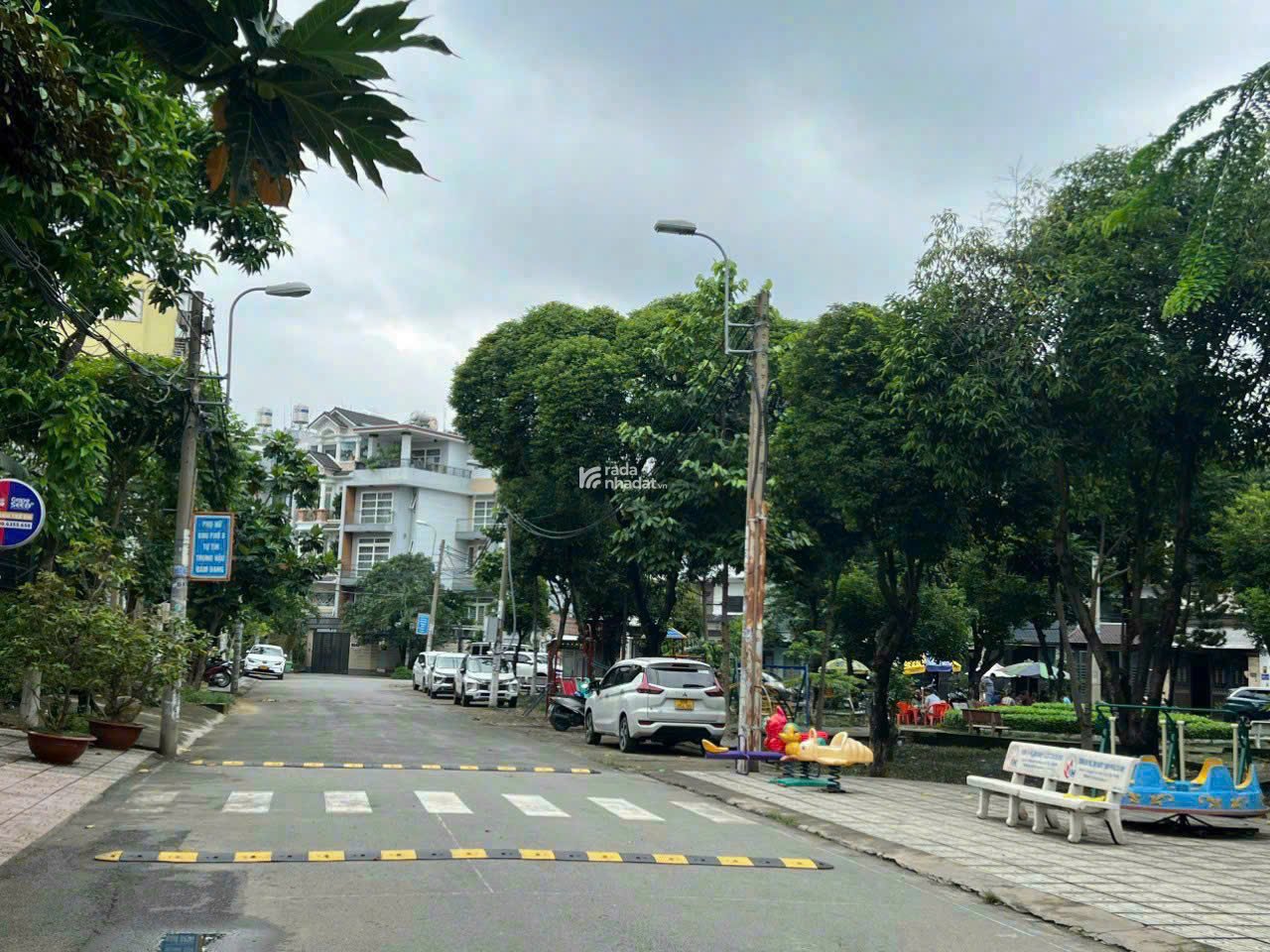 Nhỉnh 9 tỷ có nhà đẹp 5 lầu mới 100% Quang Trung 63m2 ngang 4.2m ngay Mercedes tặng NT 